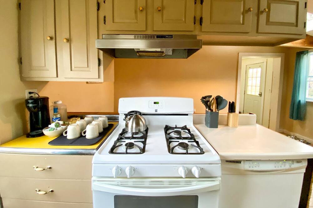 Photo of Kitchen in Town of Hounsfield