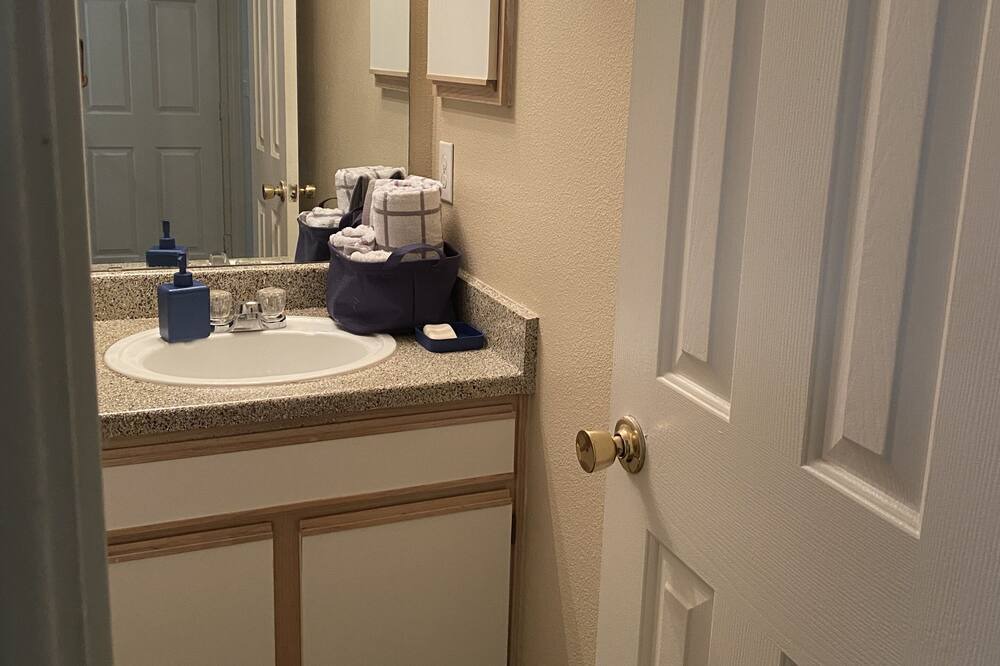 Photo of Bathroom in Atascocita