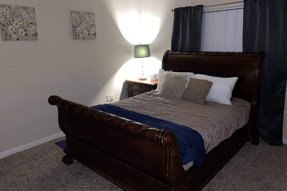Photo of Bedroom in Atascocita