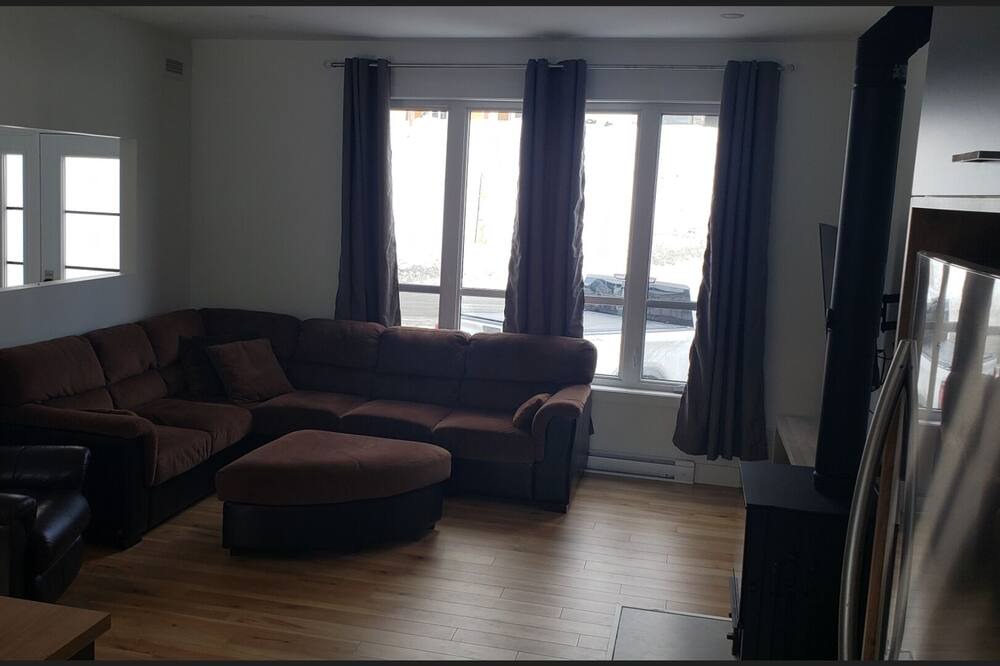 Photo of Livingroom in Lac-Etchemin