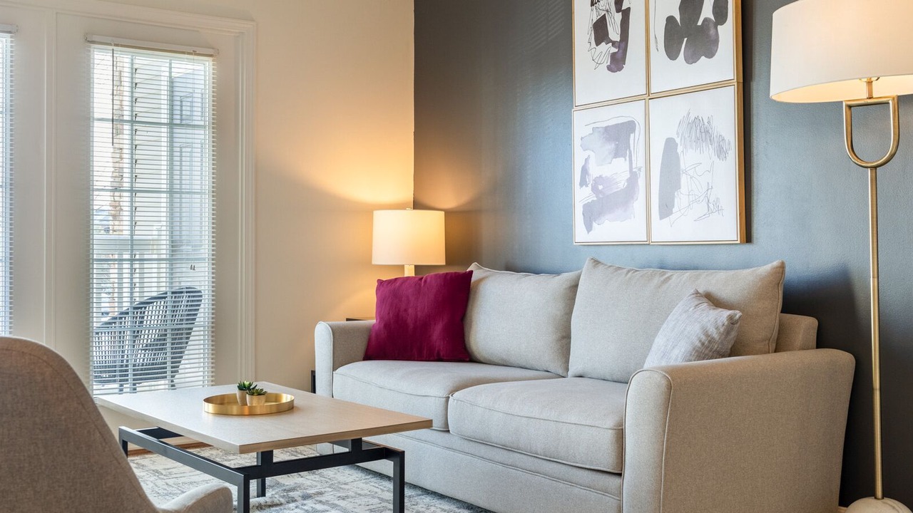 Photo of Livingroom in Lexington