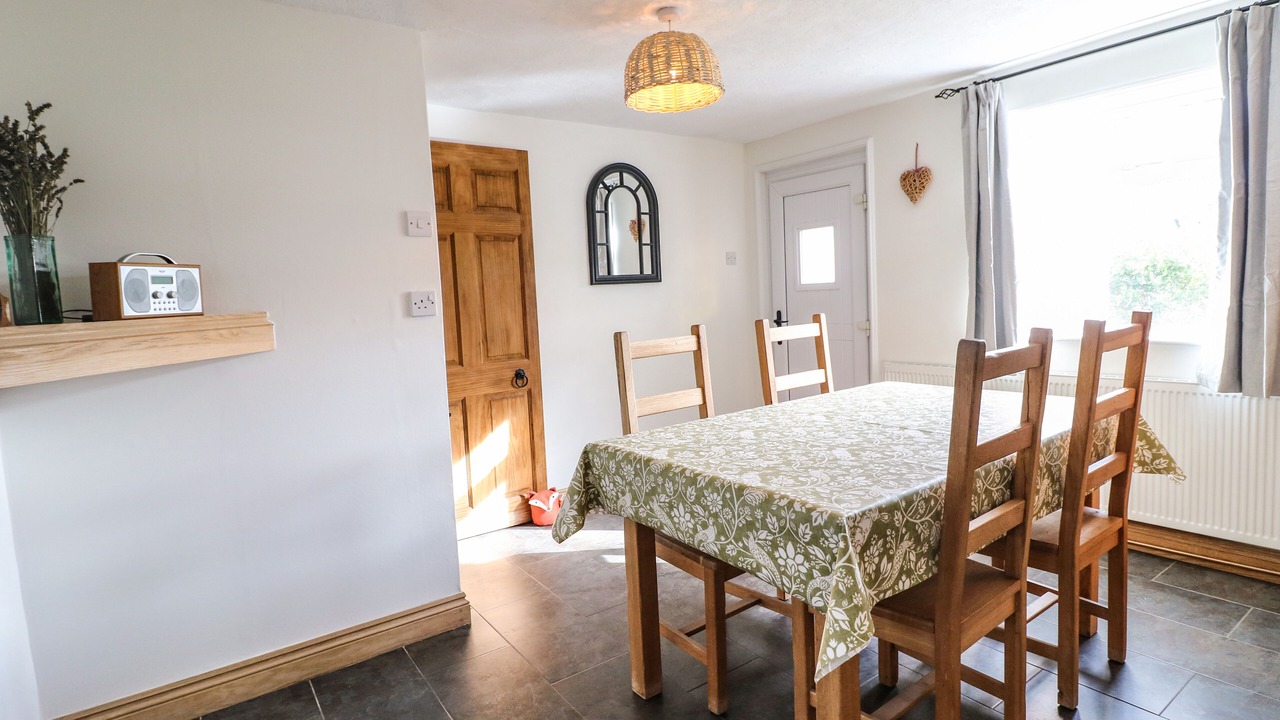 Photo of Kitchen in Doveridge