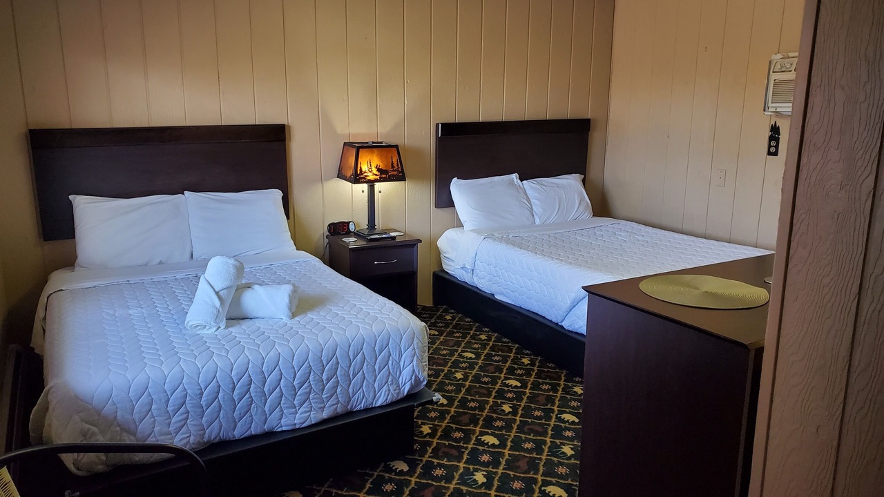 Photo of Bedroom in Ten Sleep