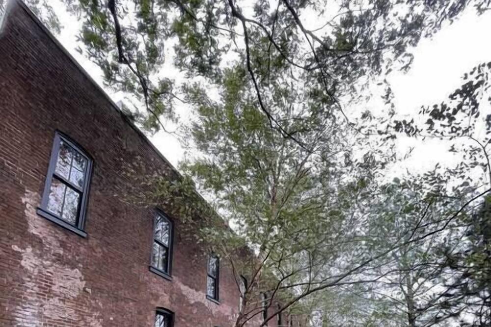 Photo of Outdoor in Chester