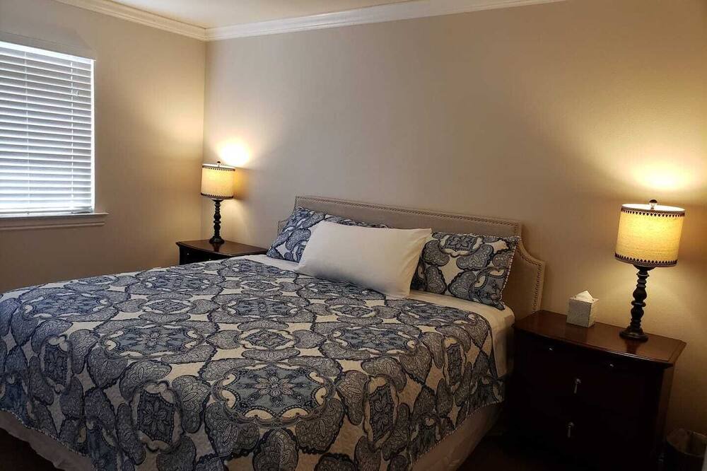 Photo of Bedroom in Orem
