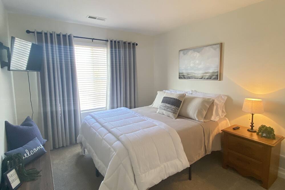 Photo of Bedroom in Loves Park