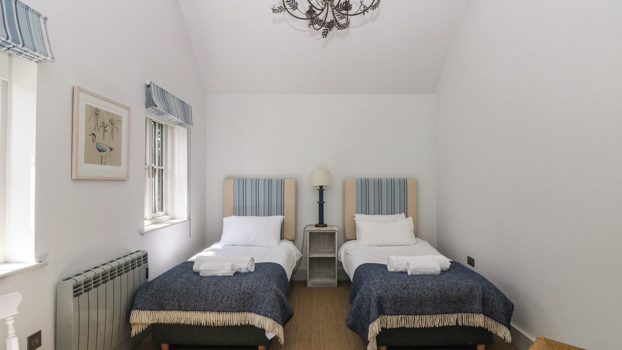 Photo of Others in Helford