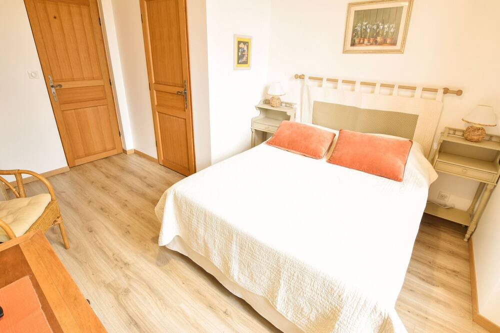 Photo of Bedroom in Sable-sur-Sarthe