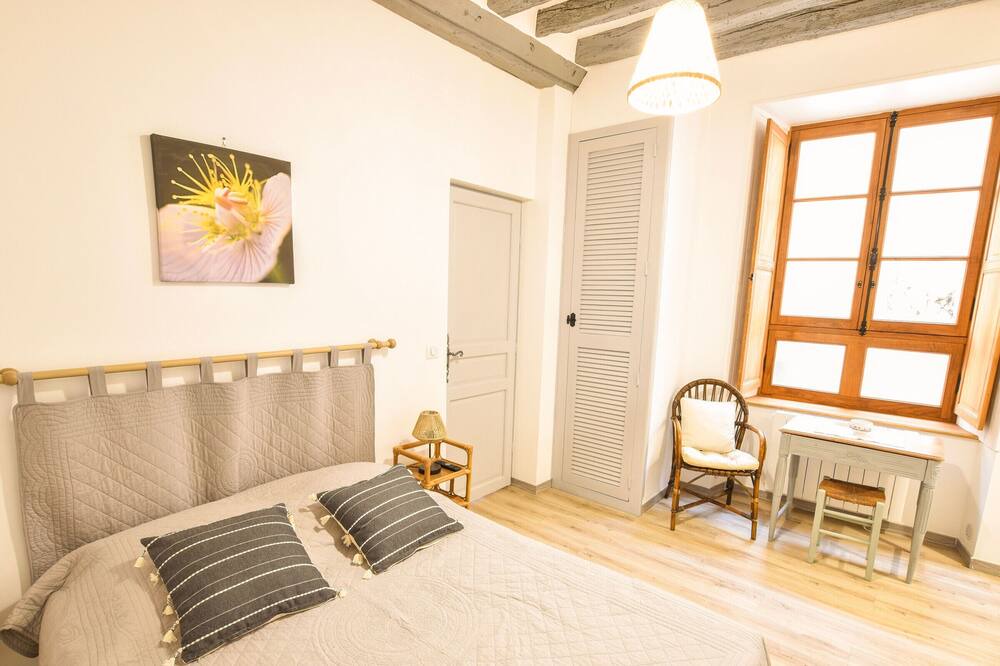 Photo of Bedroom in Sable-sur-Sarthe