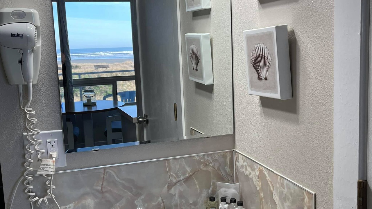 Photo of Bedroom in Grayland