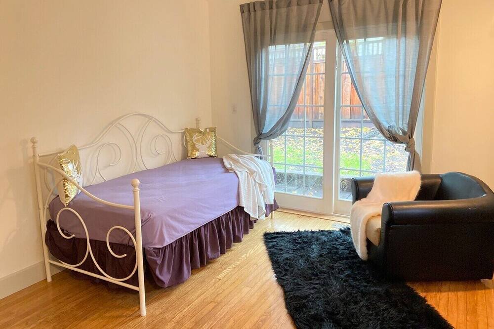 Photo of Bedroom in Overlook