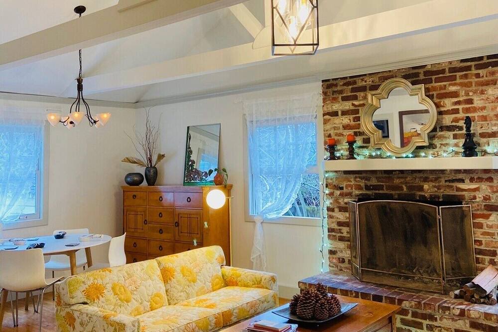 Photo of Others in Overlook