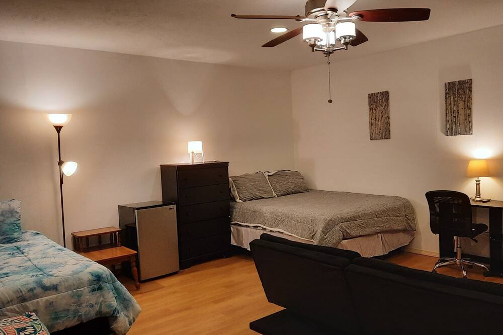 Photo of Bedroom in Pearland