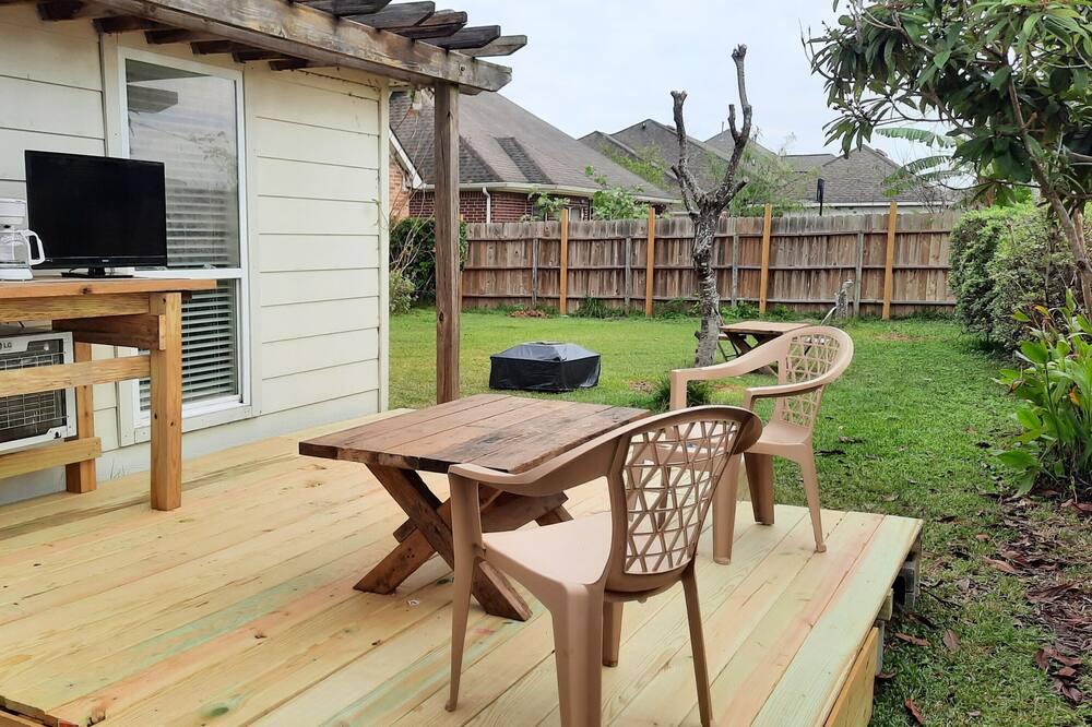 Photo of Patio Balcony in Pearland