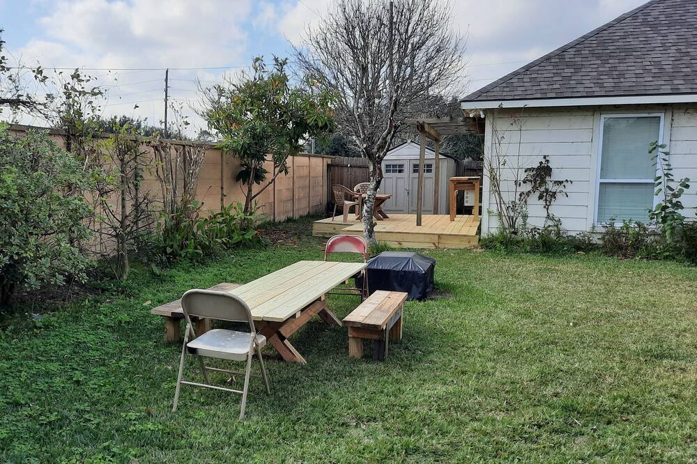 Photo of Outdoor in Pearland