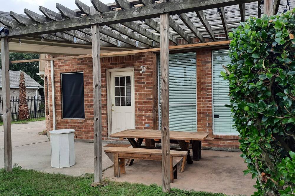 Photo of Patio Balcony in Pearland