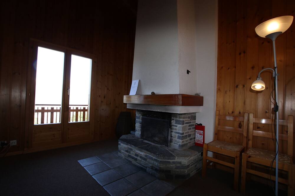 Photo of Livingroom in Salins