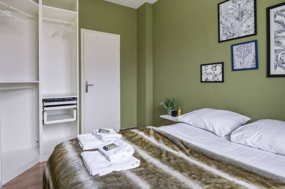 Photo of Bedroom in Lambersart