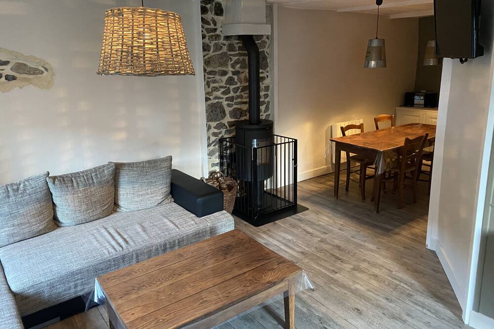 Photo of Livingroom in Saurier