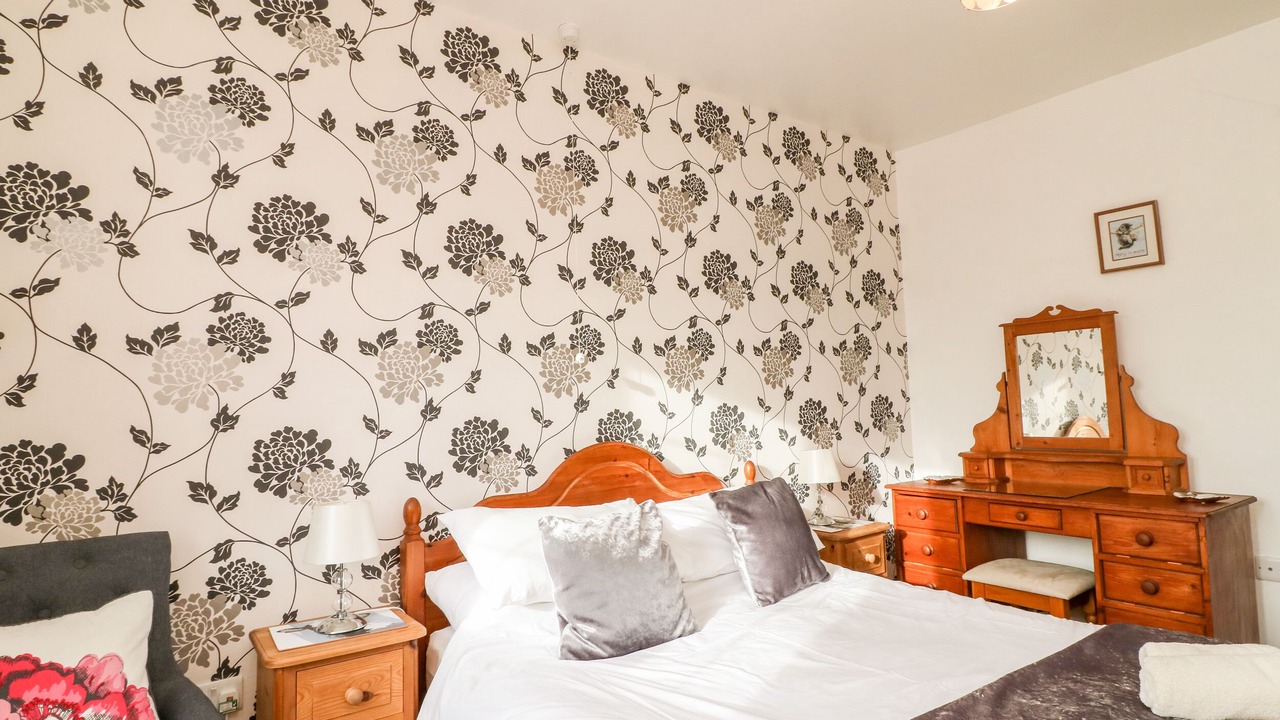 Photo of Others in Littleham