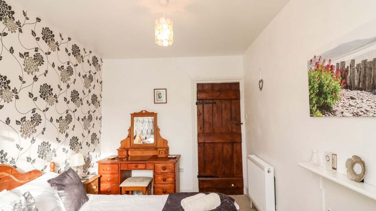 Photo of Others in Littleham