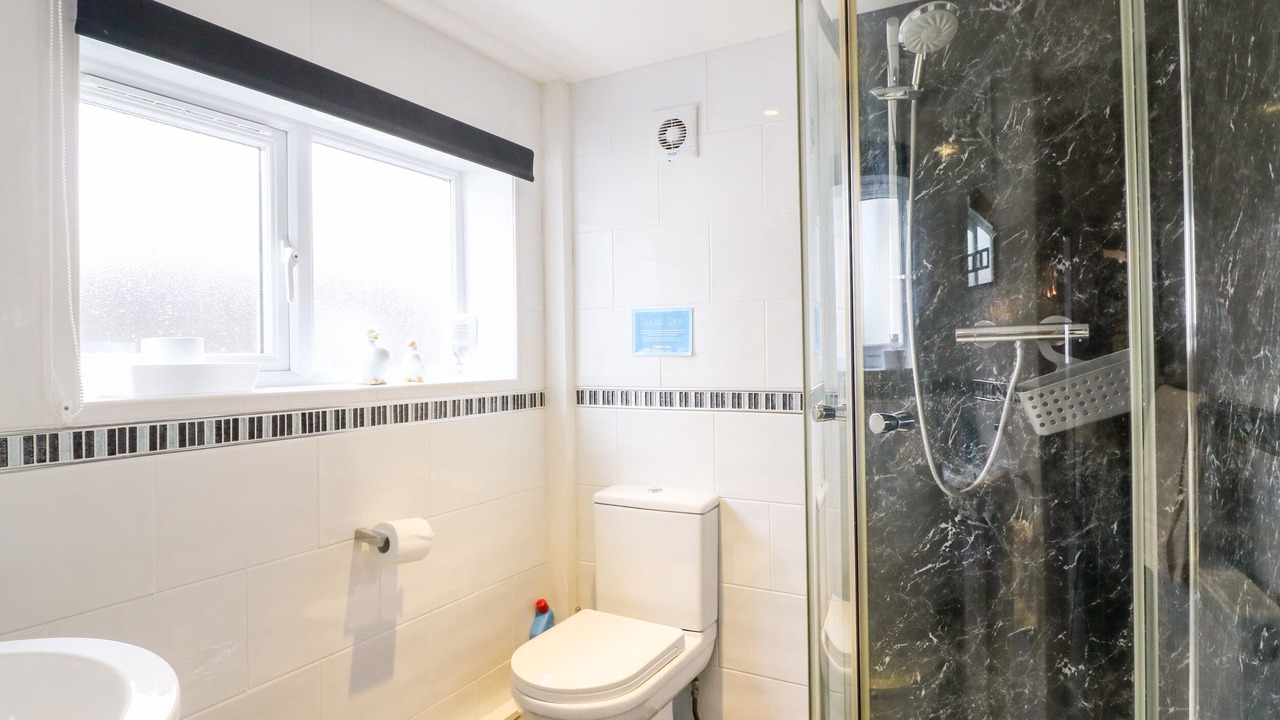 Photo of Bathroom in Littleham