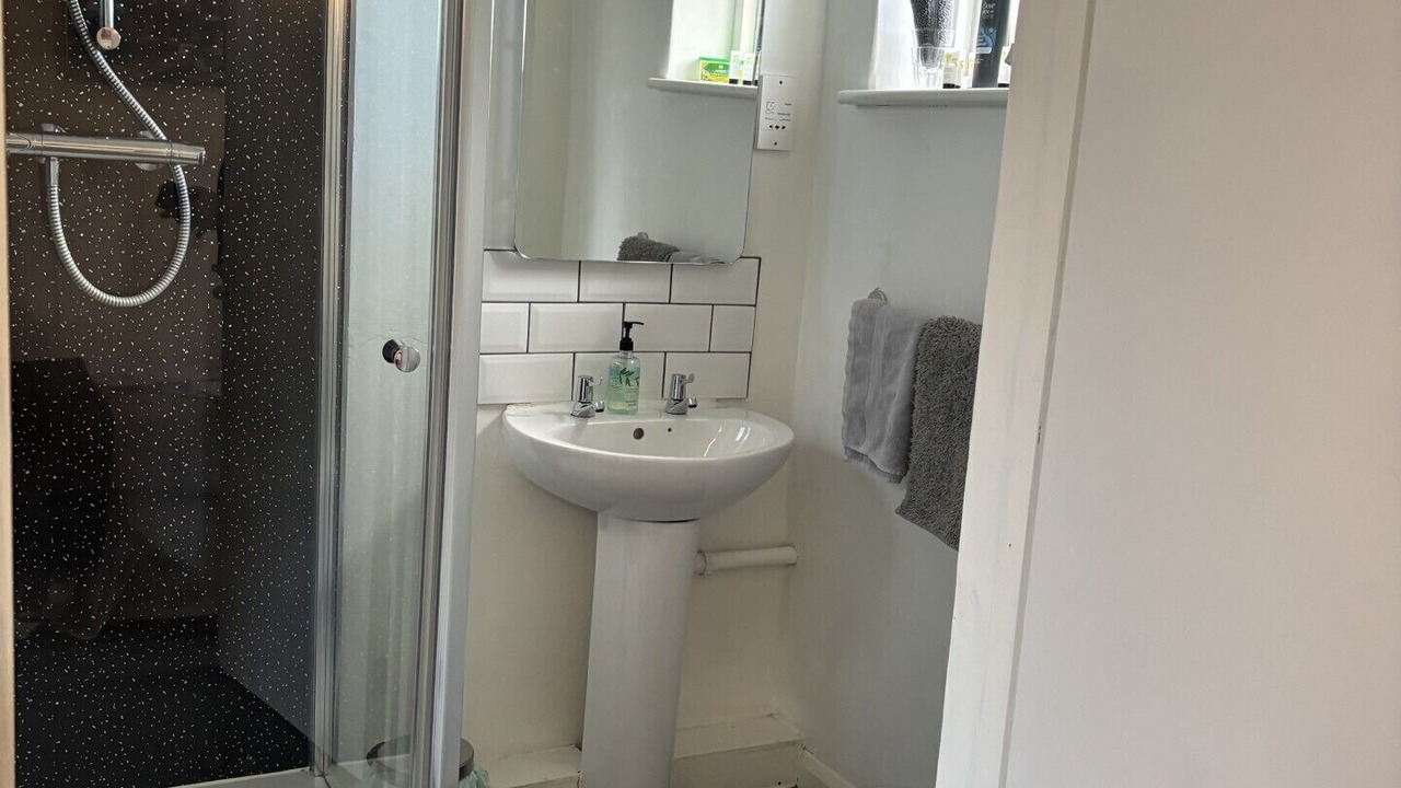 Photo of Others in Diss