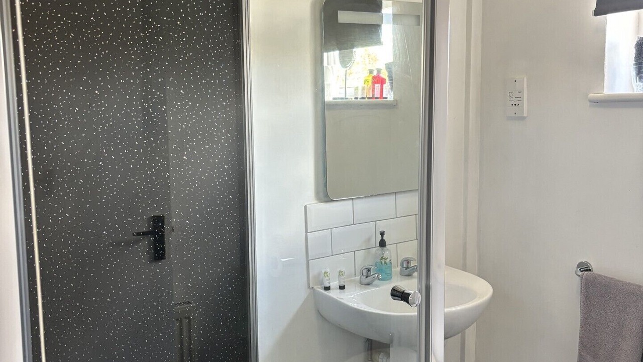 Photo of Others in Diss