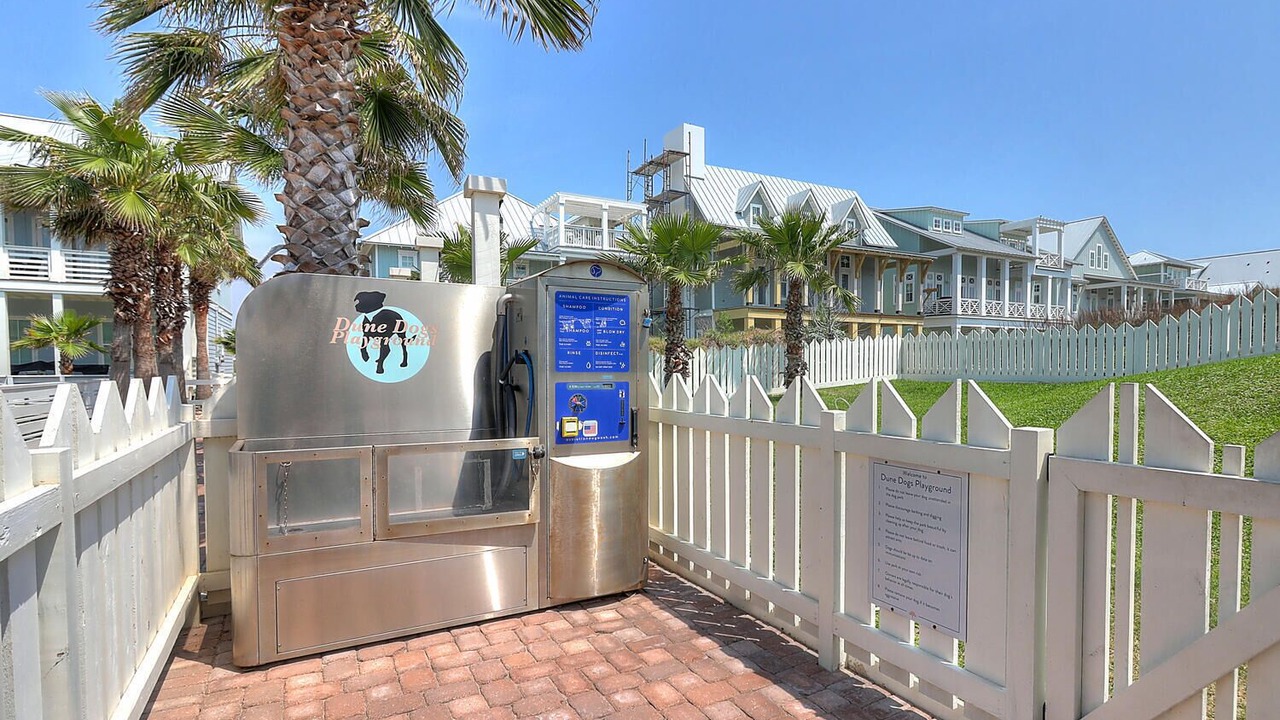 Photo of Others in Cinnamon Shore