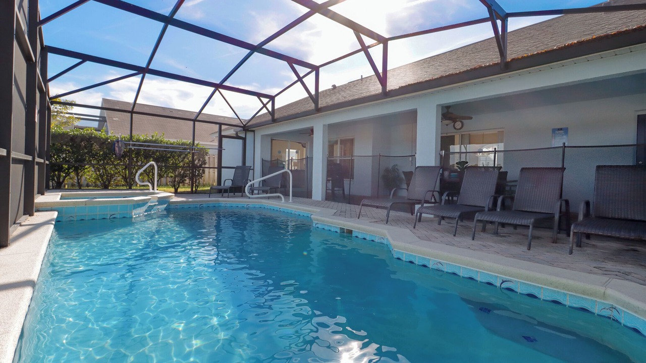 Photo of Outdoor in Orange Tree