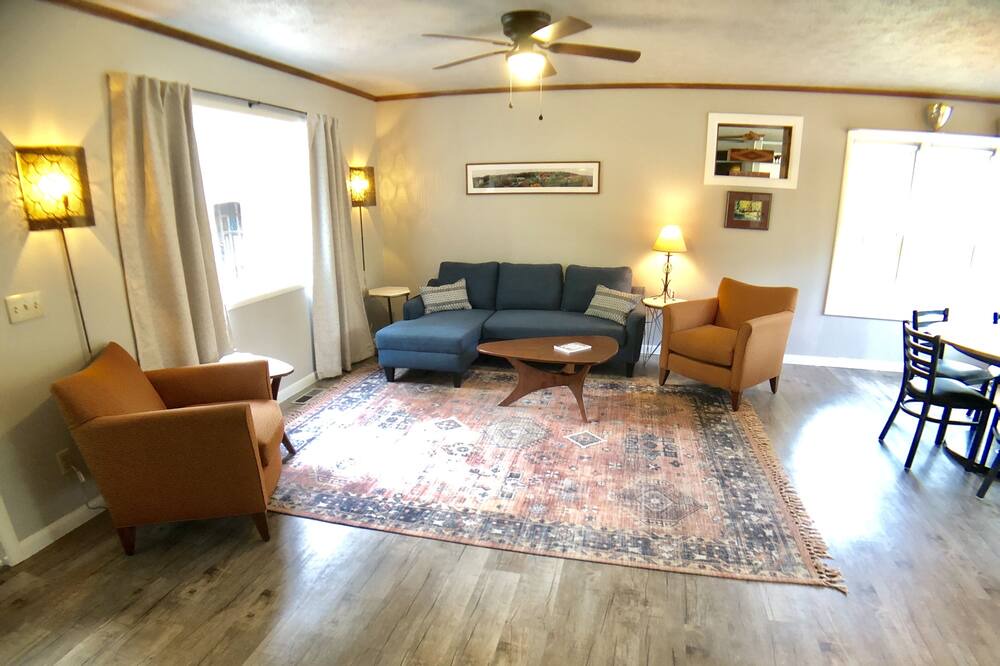 Photo of Livingroom in Holiday Island