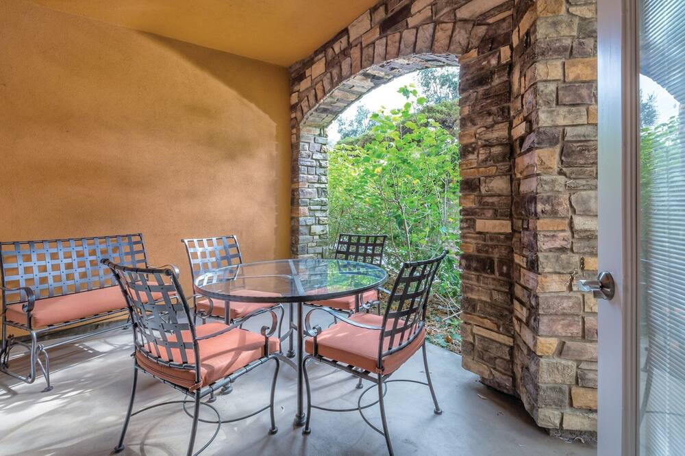 Photo of Patio Balcony in Napa
