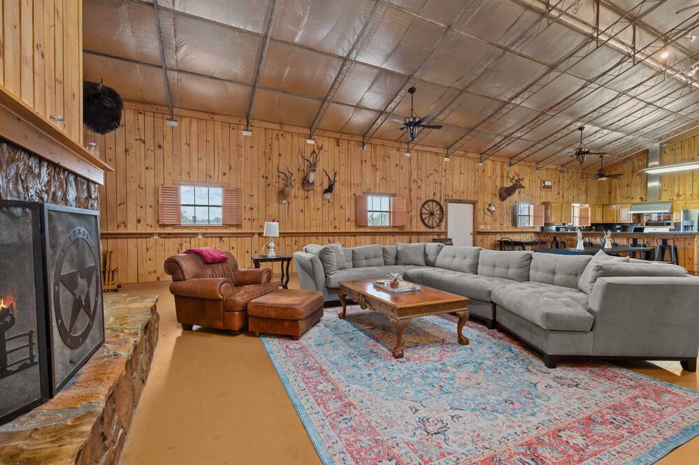 Photo of Livingroom in Damon
