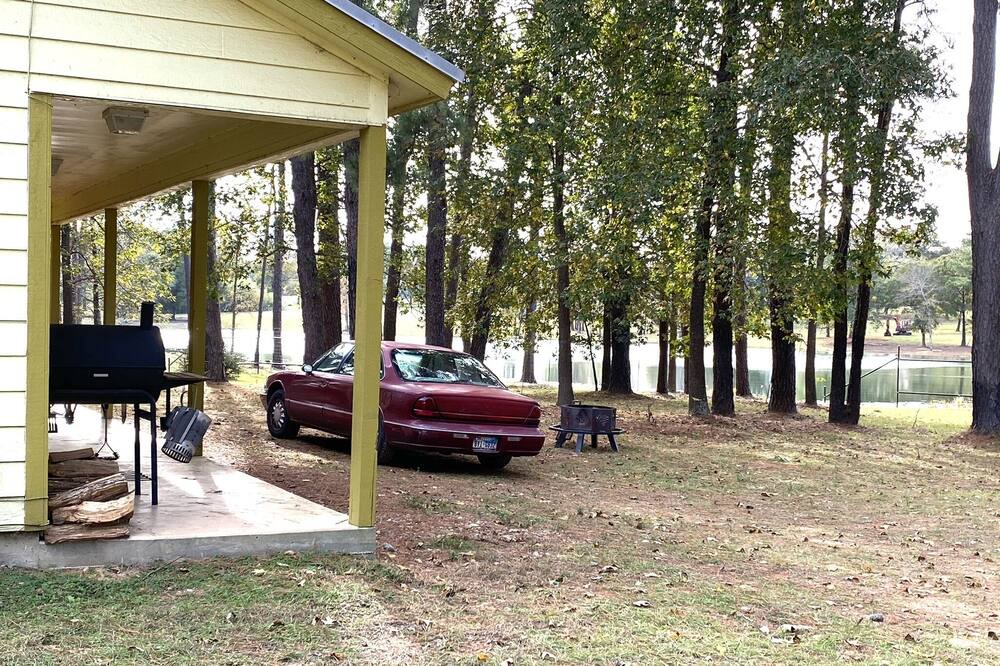 Photo of Outdoor in Montgomery