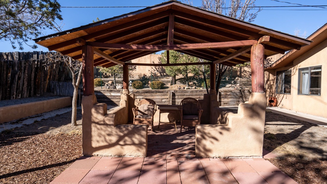 Photo of Others in Santa Fe