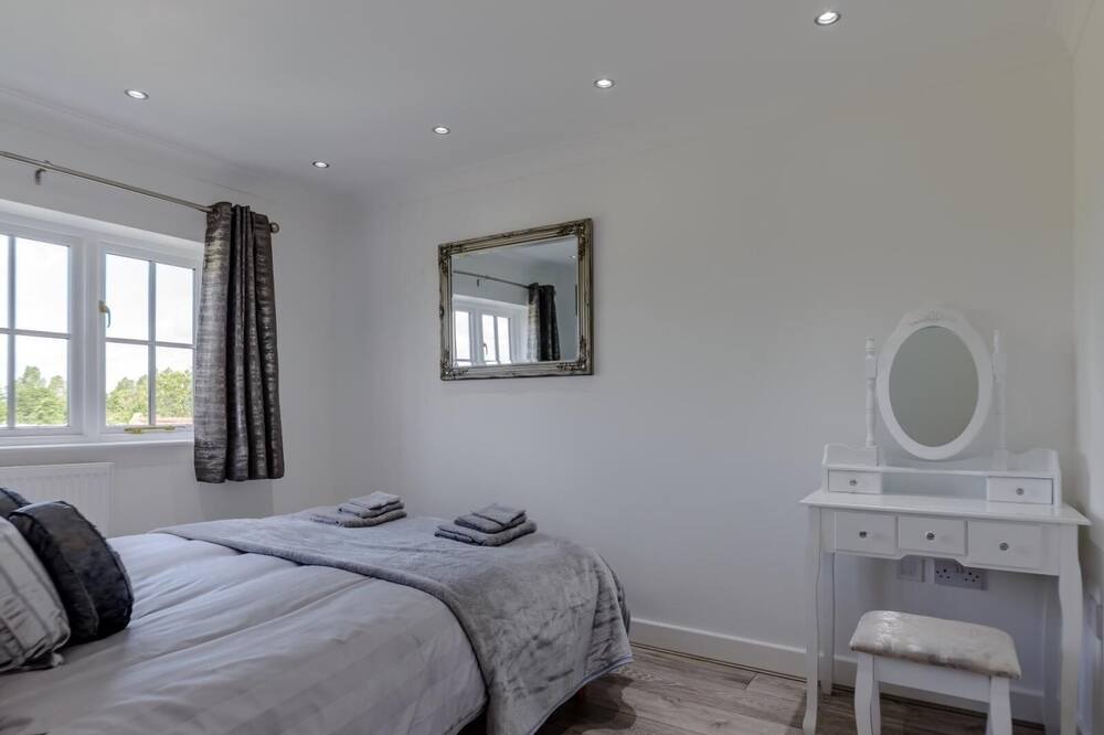 Photo of Others in Kirby Misperton