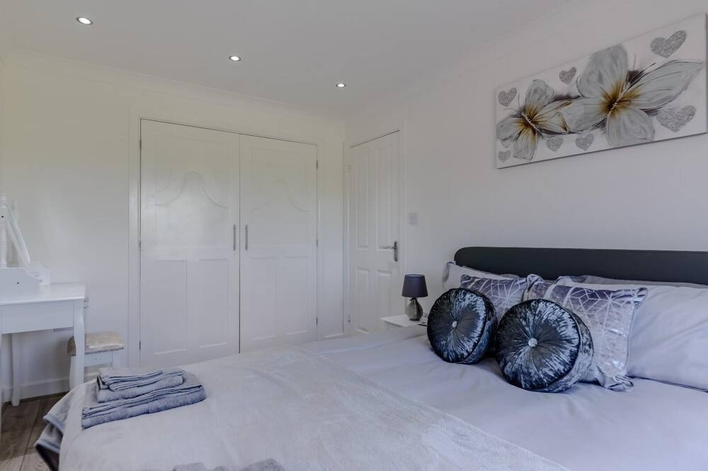 Photo of Others in Kirby Misperton