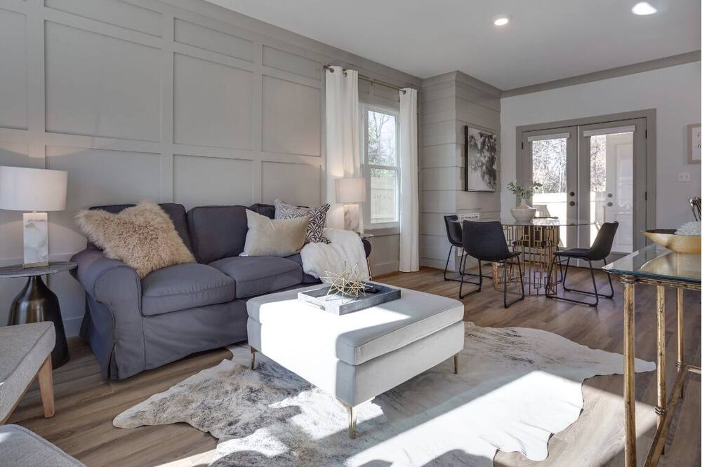 Photo of Livingroom in Durham