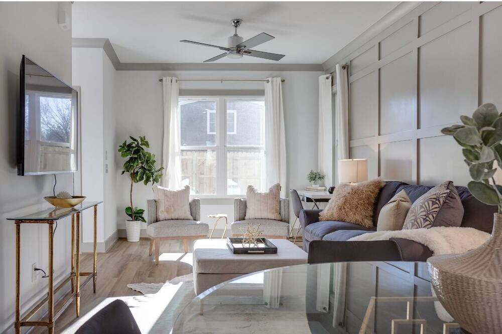 Photo of Livingroom in Durham