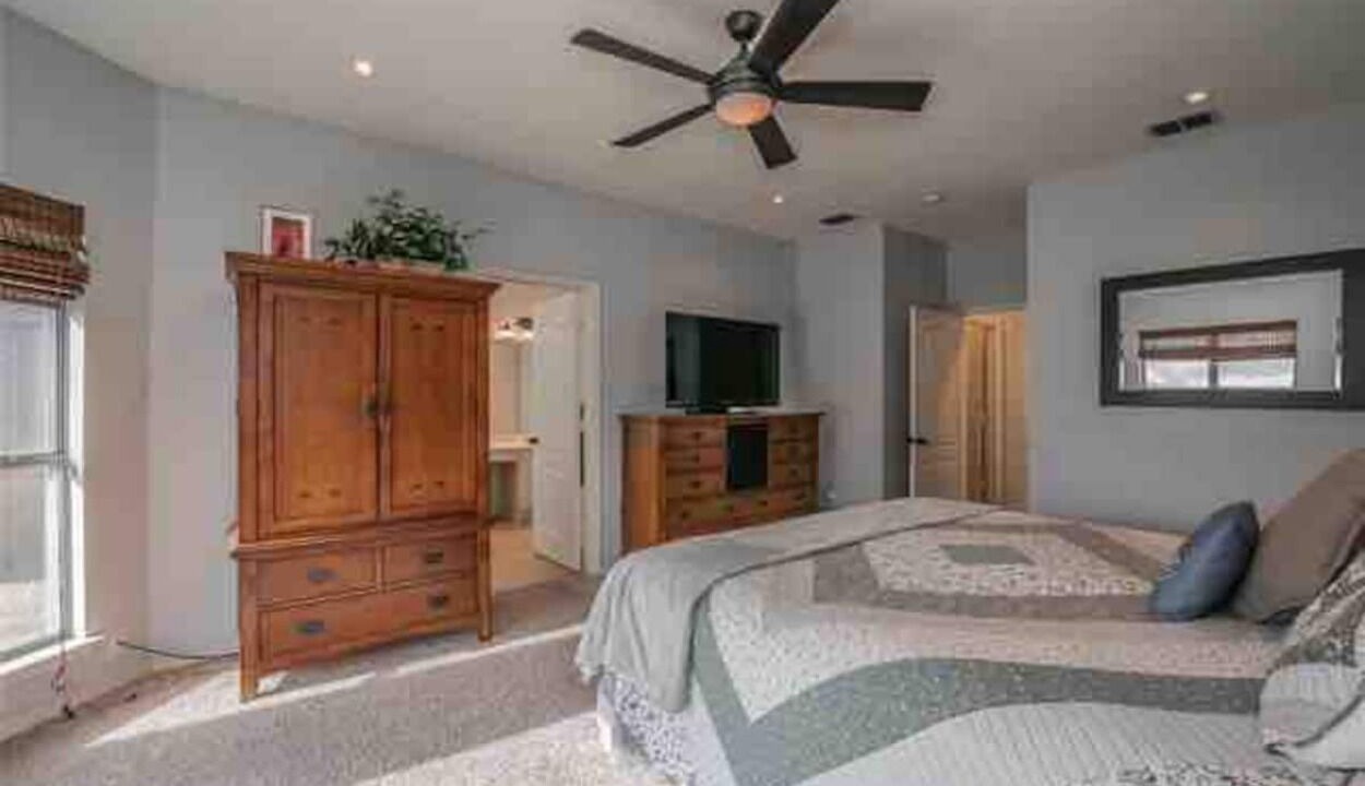 Photo of Bedroom in Fossil Creek
