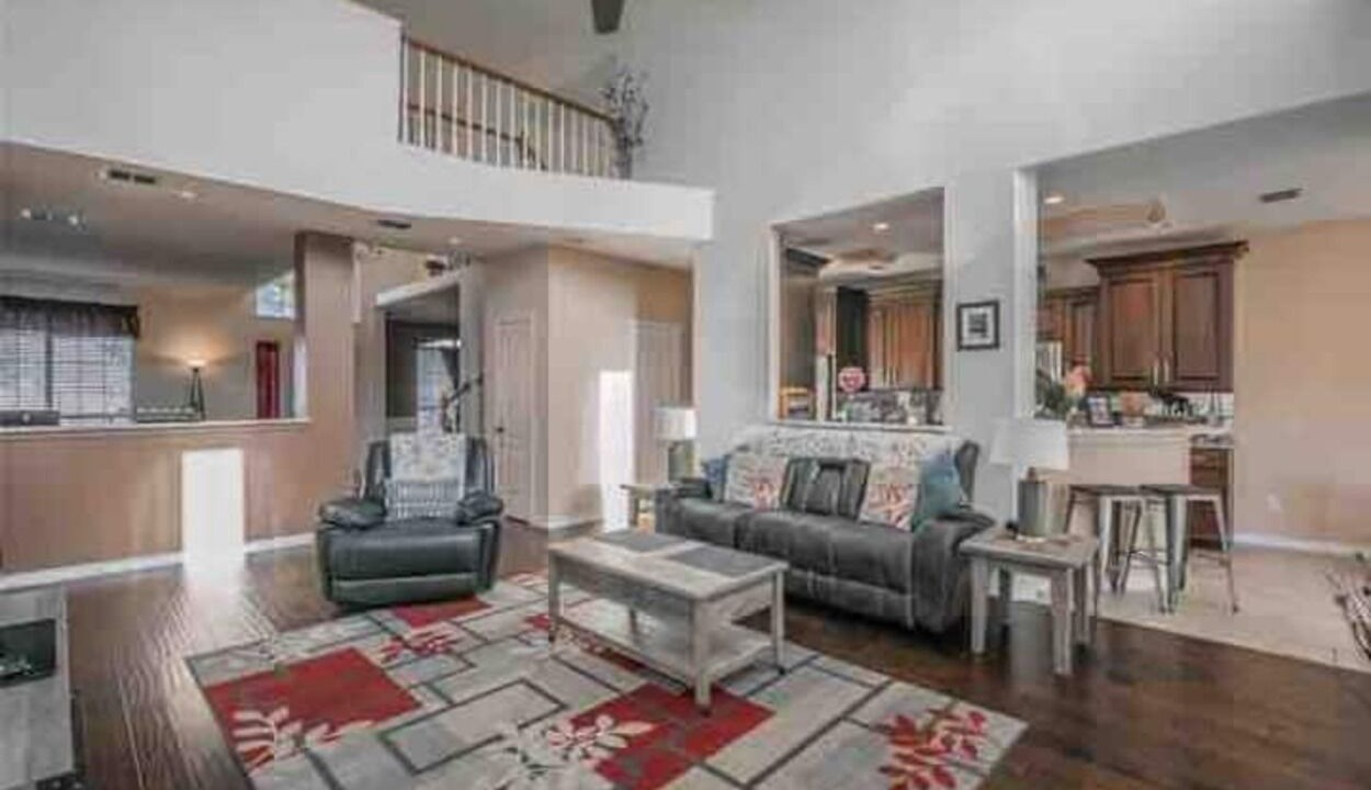 Photo of Livingroom in Fossil Creek