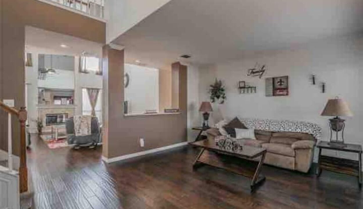 Photo of Livingroom in Fossil Creek