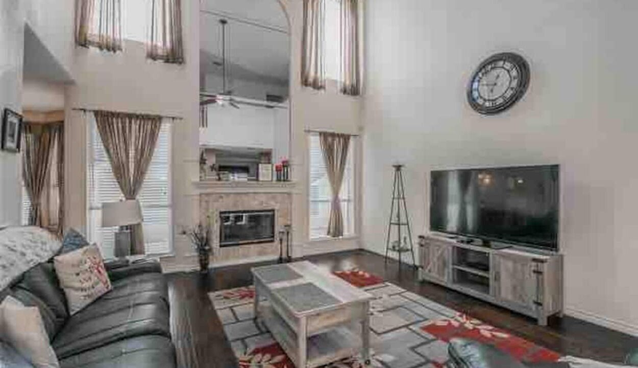 Photo of Livingroom in Fossil Creek