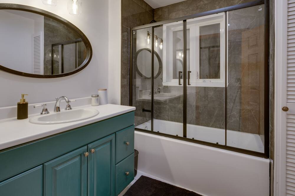 Photo of Bathroom in La Macaza