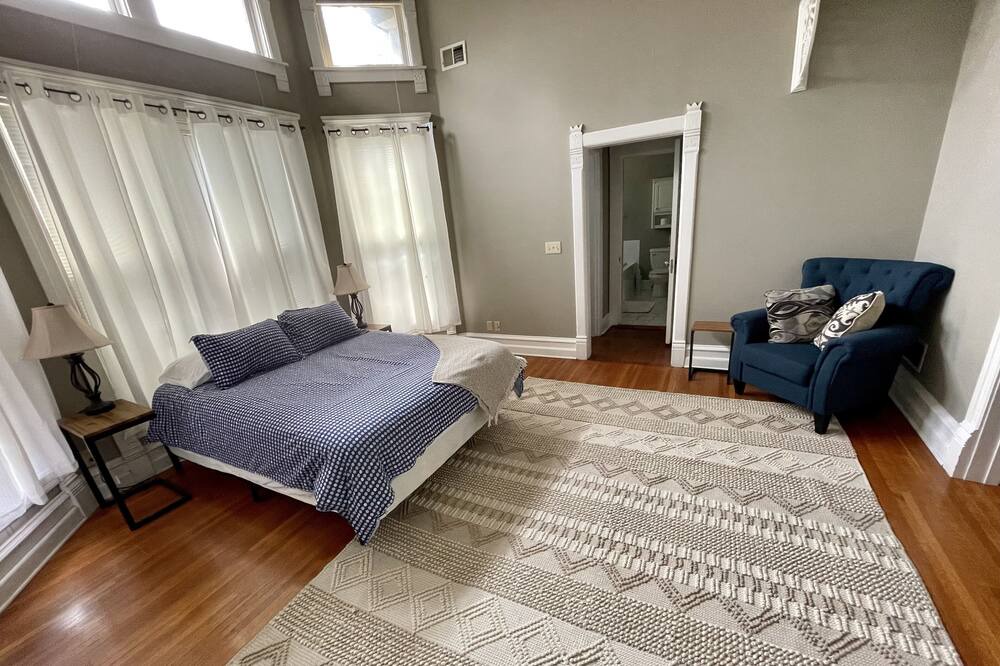 Photo of Bedroom in Bloomington