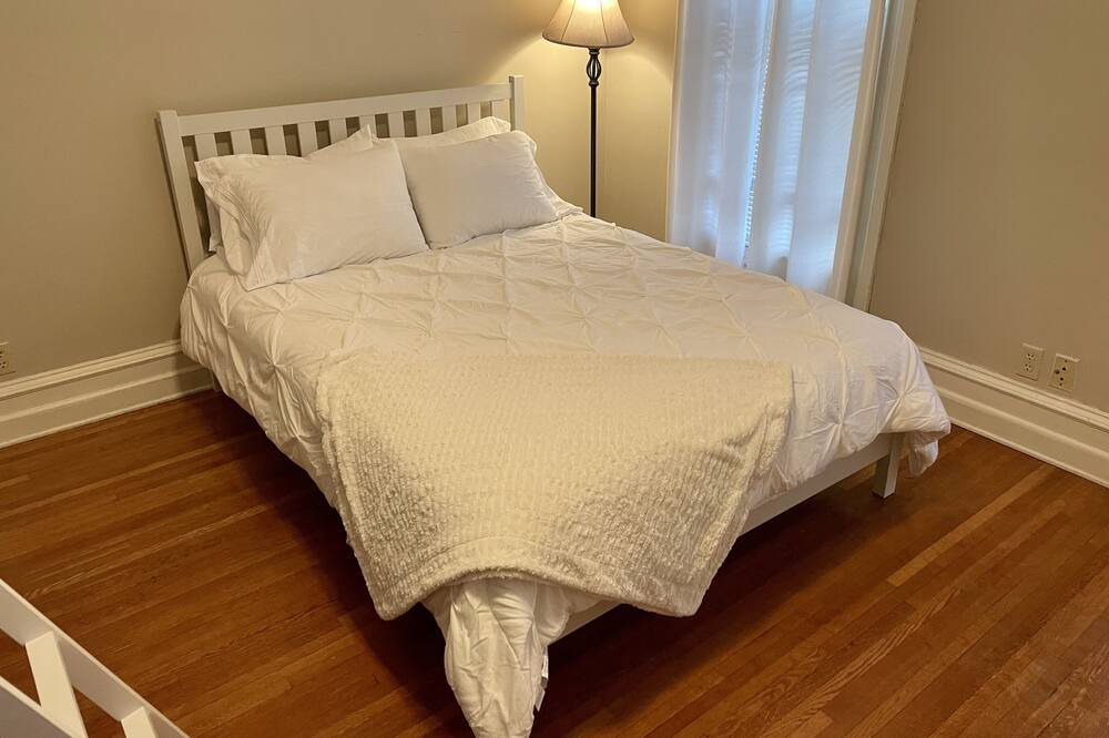 Photo of Bedroom in Bloomington