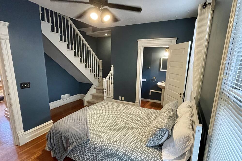 Photo of Bedroom in Bloomington