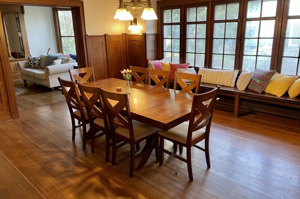 Photo of Livingroom in Bloomington
