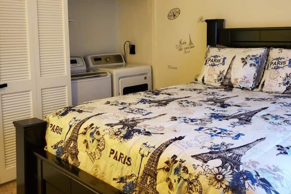 Photo of Bedroom in Mitchell