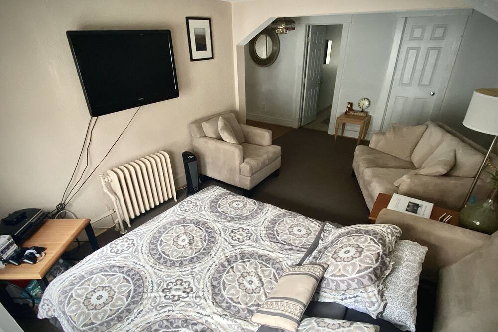 Photo of Bedroom in Ellerslie